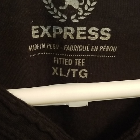 Express Fitted - T - Picture 4 of 4